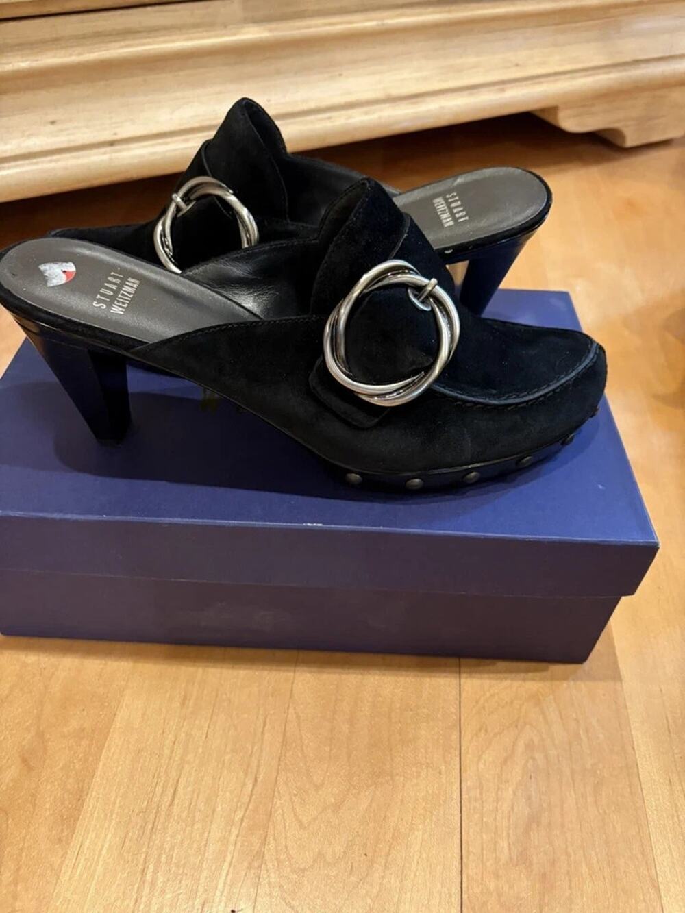 STUART WEITZMAN Wanna Clogs Womens 10M Mules Hi Suede Buckle Studded Black